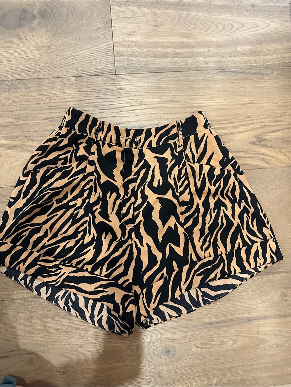 glam Black & Tan Zebra-Print Skort
